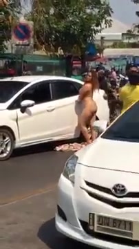 Sexy girls bent over short shorts