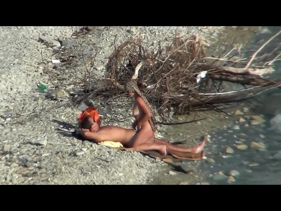 ... Lazy guy cums into a girlfriend's pussy on the nudist beach chubby beach ass pussy - ... Lazy guy cums into a girlfriend's pussy on the nudist beach