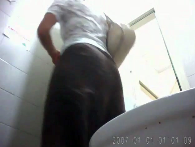 toilet voyeur poop camera