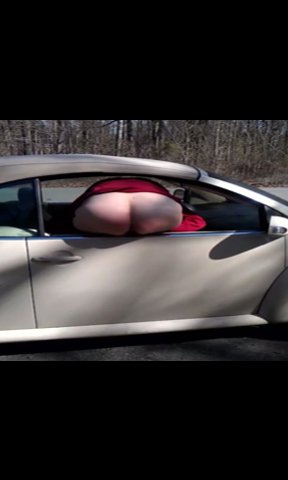 Big Ass In Car - Big ass girlfriend fucked out the car window | voyeurstyle.com