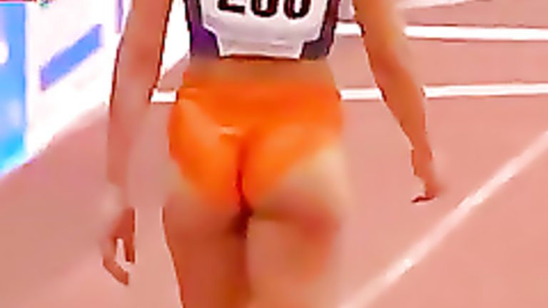 Hot athletic ass at track meet
