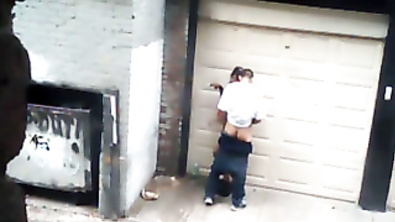 Street hooker filmed fucking in an alley