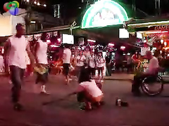 Nastiest woman urinates in the middle of the street of Pattaya