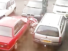 Intriguing fast runner takes a slash between two cars