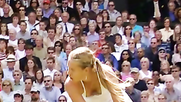 Maria Sharapova’s downblouse with a nipple slip