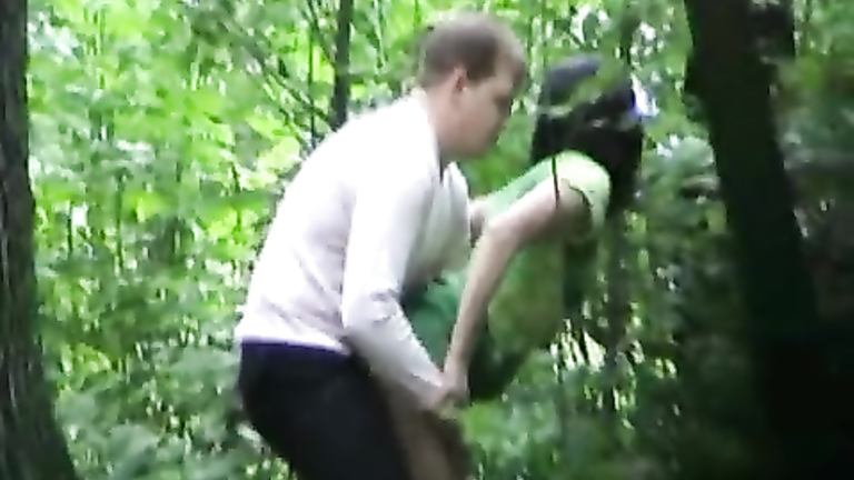 Drunken friends have a quick doggystyle coitus in the woods