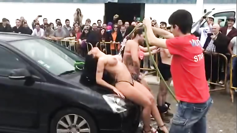 Big Boob Car Wash - Soaking Sexy Big Boobs At A Car Wash | Free Hot Nude Porn Pic Gallery